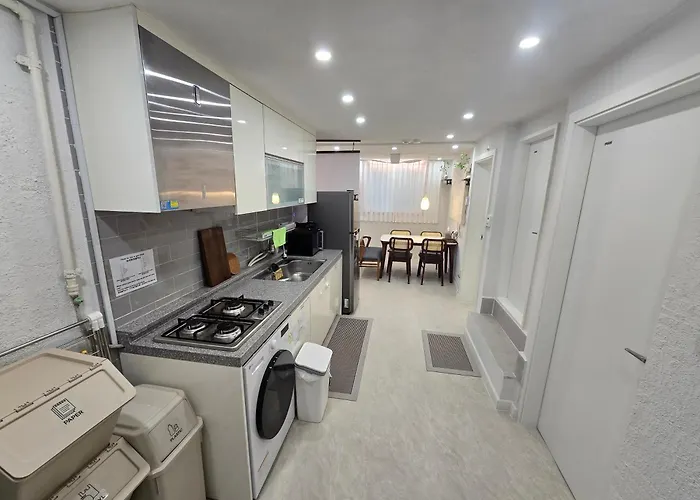 빌라 327 House
